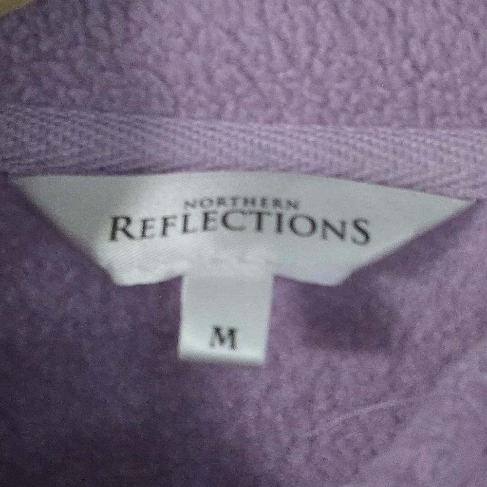 Northern Reflections Lavender Fleece Medium Sweater - Picture 3 of 8